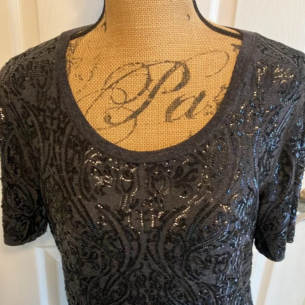 Tory Burch Arabesque wool rayon lined sequined scoop neck short sleeved blouse M